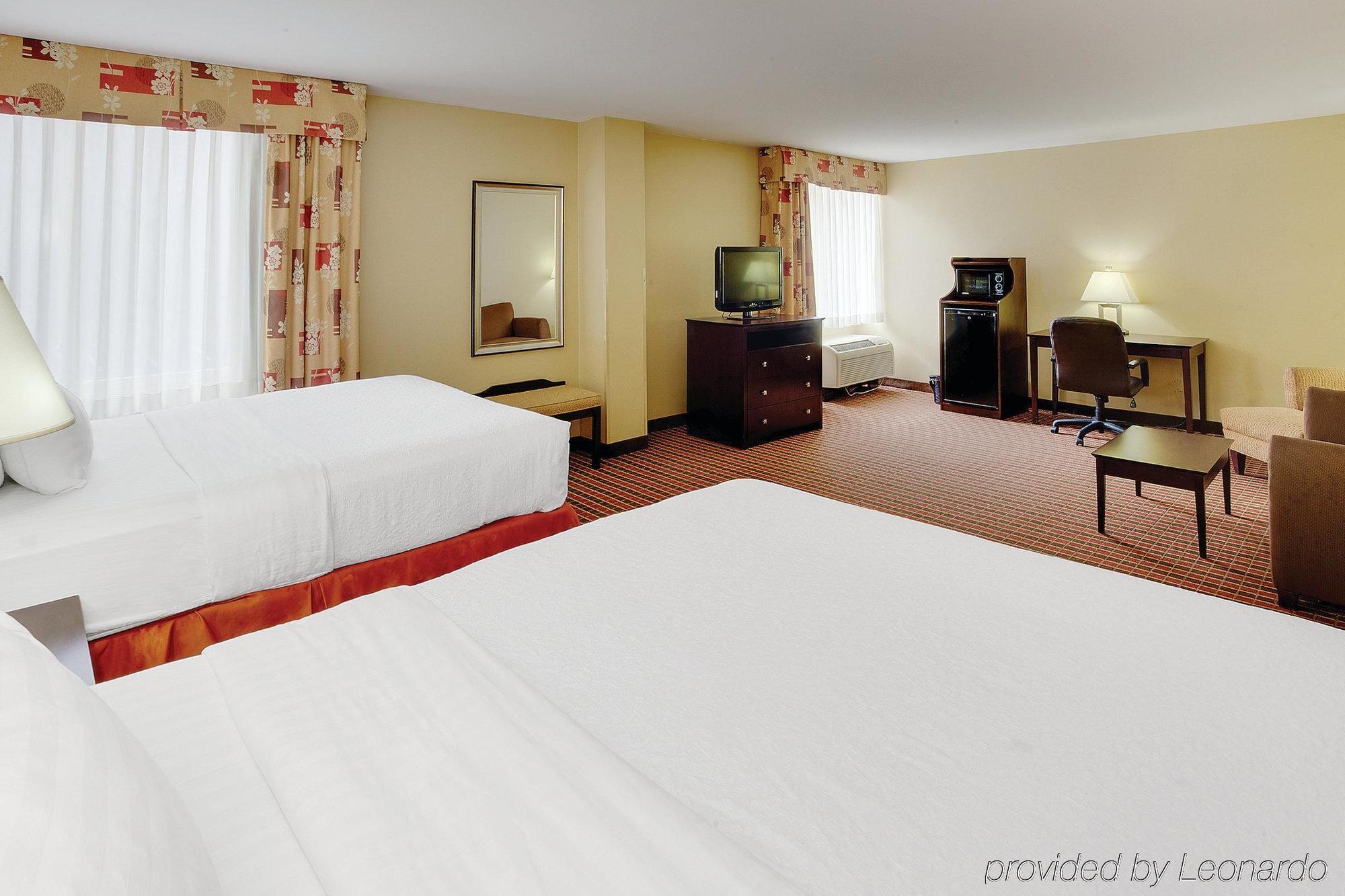 La Quinta Inn & Suites Pittsburgh North McCandless Township Dış mekan fotoğraf